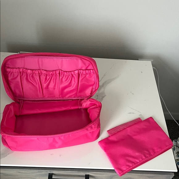 Pink Travel Bag Set - Picture 10 of 10
